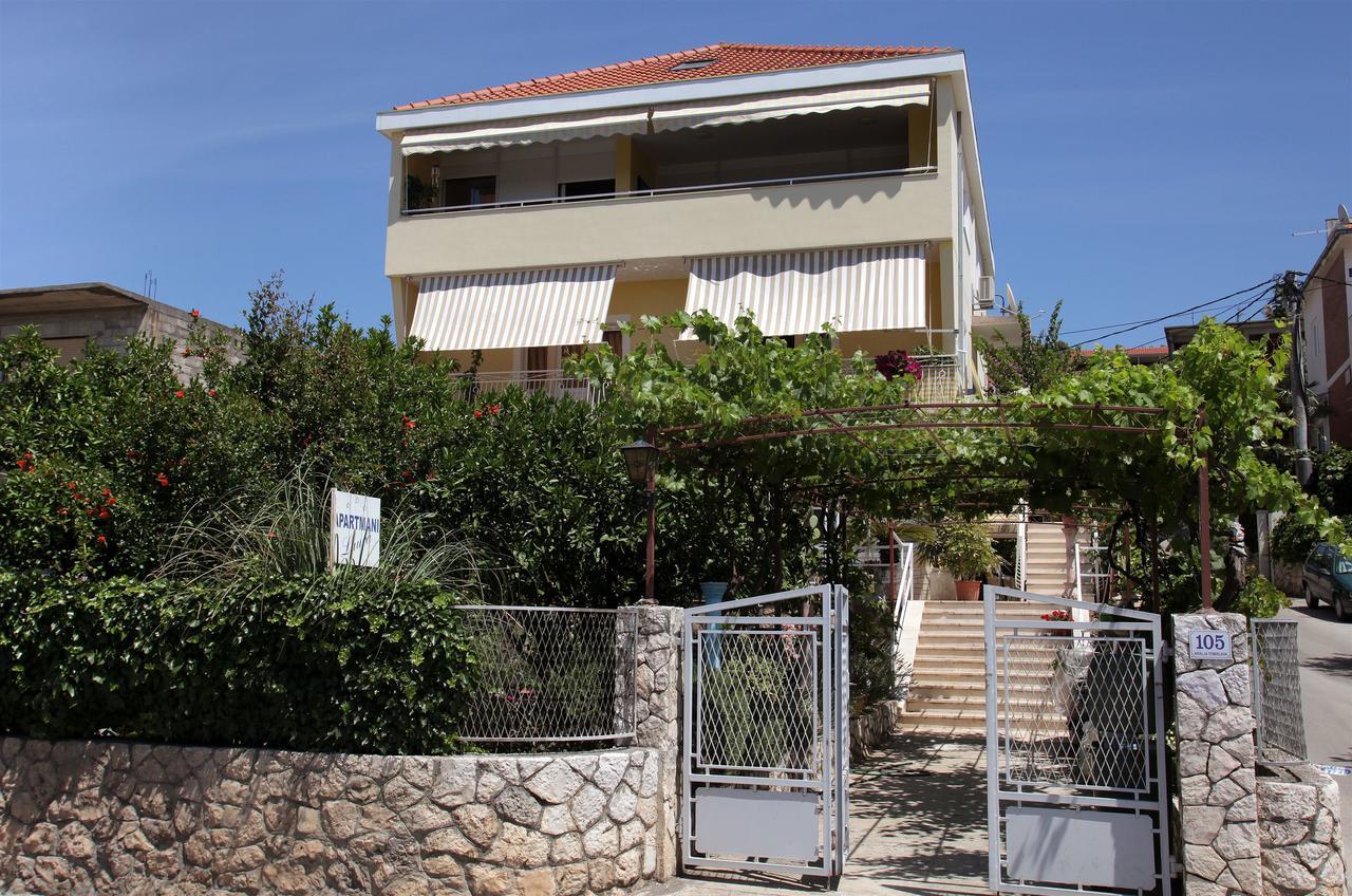 Apartment Baturina Trogir Exterior foto